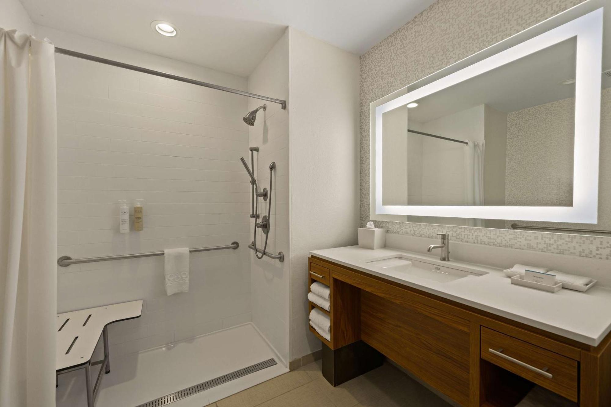 Home2 Suites By Hilton Baytown Eksteriør bilde