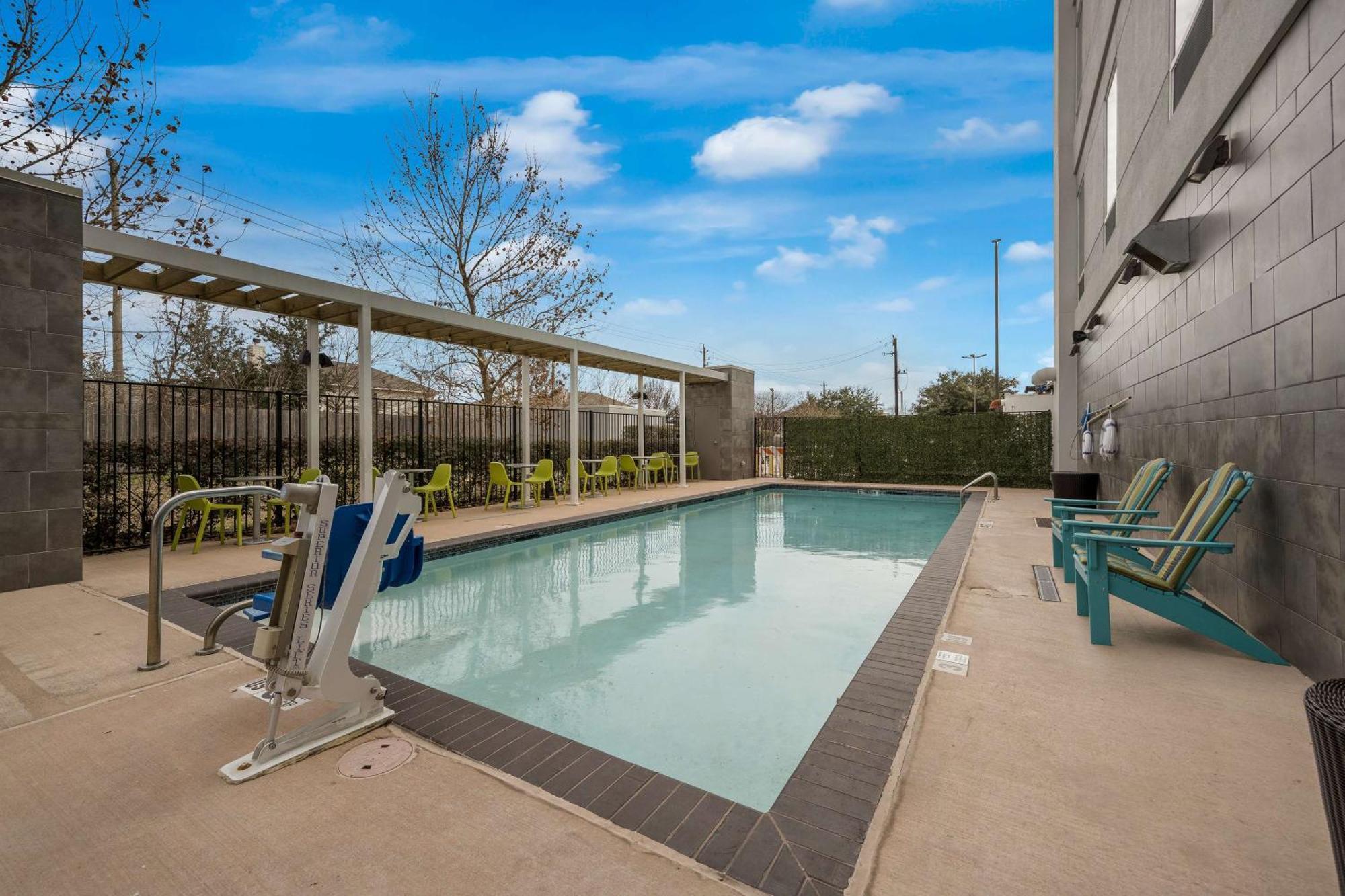 Home2 Suites By Hilton Baytown Eksteriør bilde